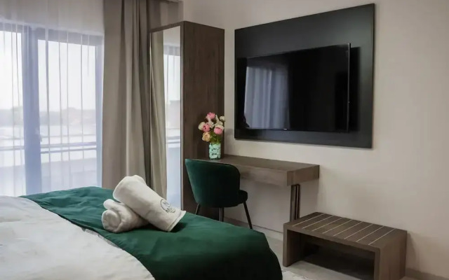 M City Aparthotel