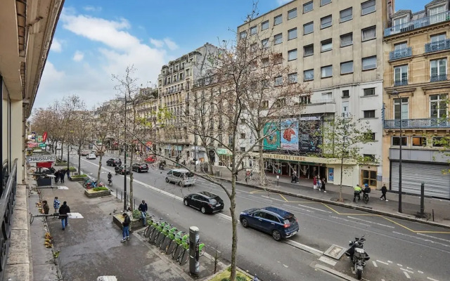 Superb 3 Bedroom Flat in the Center of Paris
