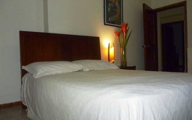 Tom Suites Hotel