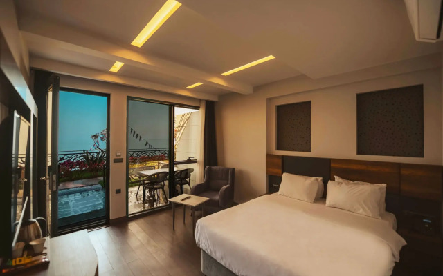 Peerless Villas Hotel