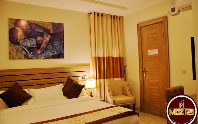 Moz One Executive Guest Rooms Hombori
