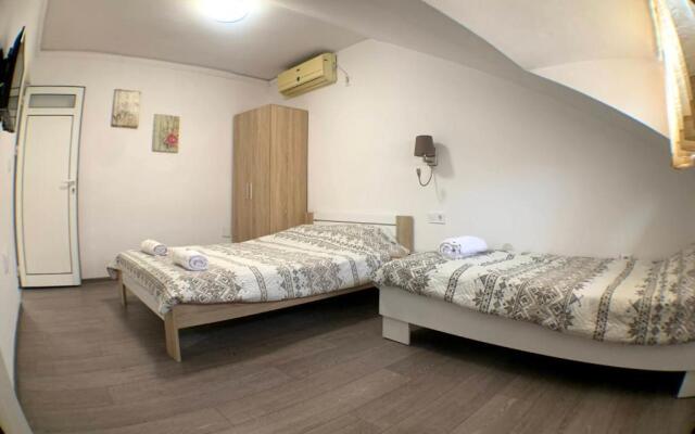 Samuil Apartments