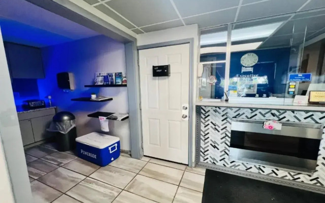 Executive Inn By Belvilla Owatonna Hwy 35