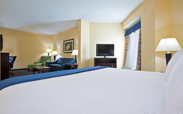 Holiday Inn Express Hotel and Suites Akron South-Airport Area