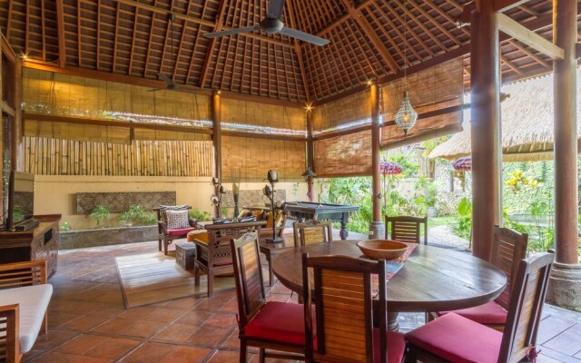 Villa Santhi