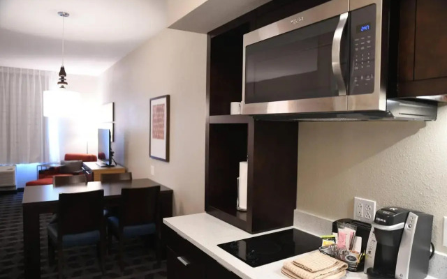 TownePlace Suites Kansas City At Briarcliff