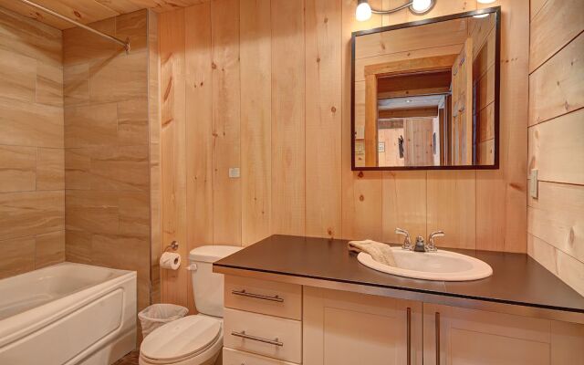 Chalet Azure