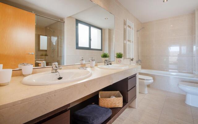 BFA 64 - CASA BROWN in Calafell