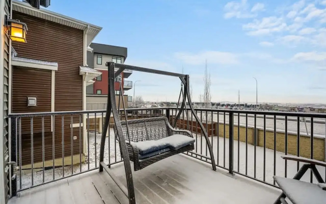 The Mask - 5BD - Movie Room - Kidfriendly