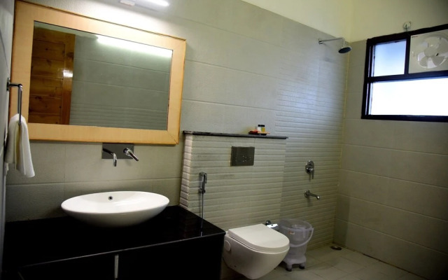 The Corbet Manral Resort & Spa