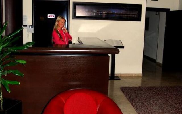 Bon Hotel