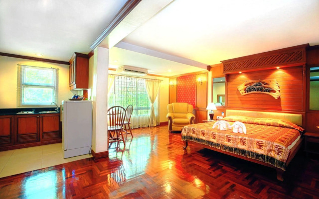 Royal Ivory Sukhumvit Nana