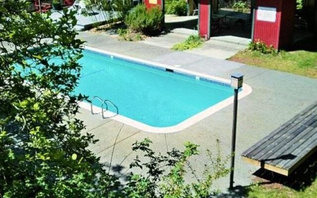 Creekside Inn & Resort