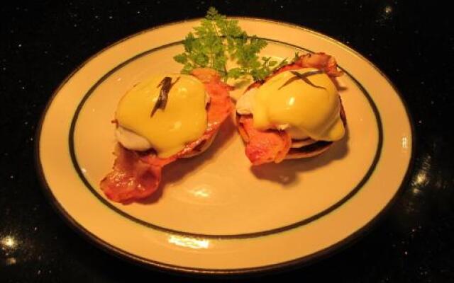 Holmleigh House Bed and Breakfast