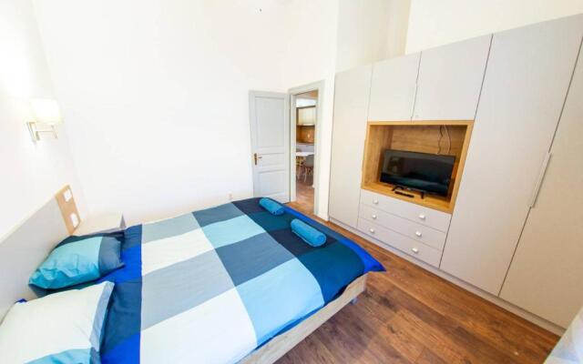 Central Luxury 3