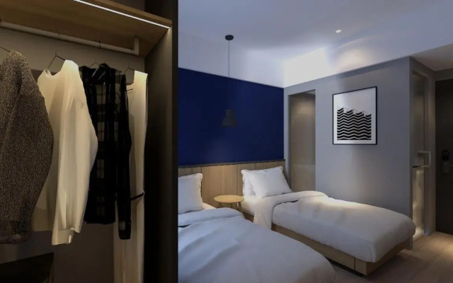 LeGreen Suite Sudirman