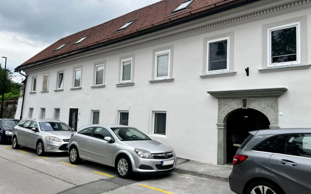 Black and White Studio