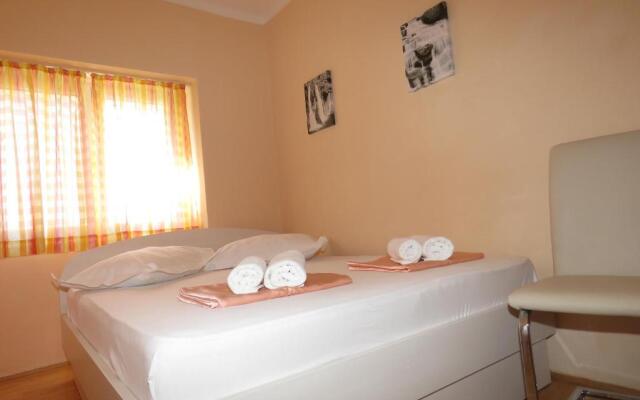 Apartment Central City