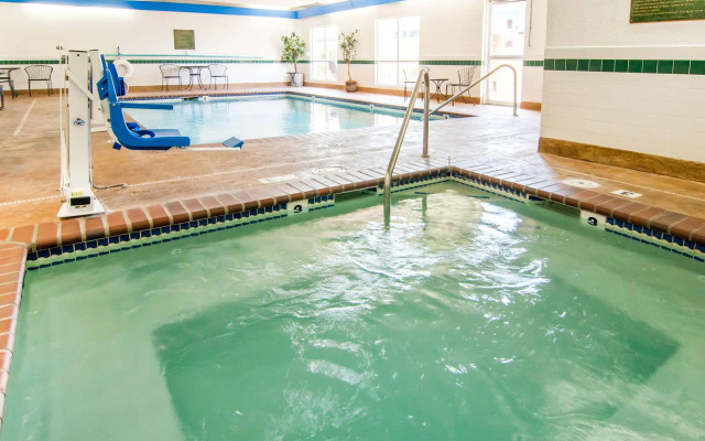 Comfort Inn Medford North