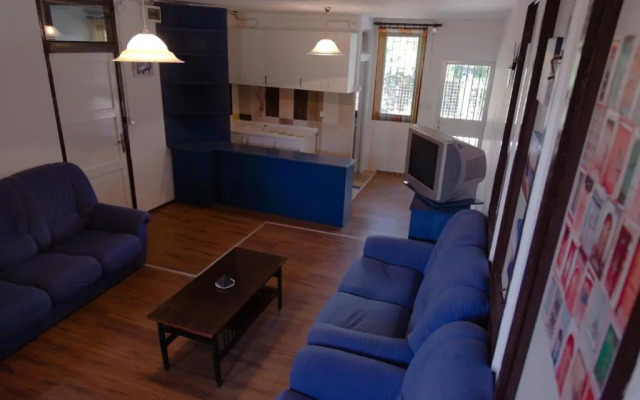 Hostel Belgrade Shungit Dragana Jeftica br 10