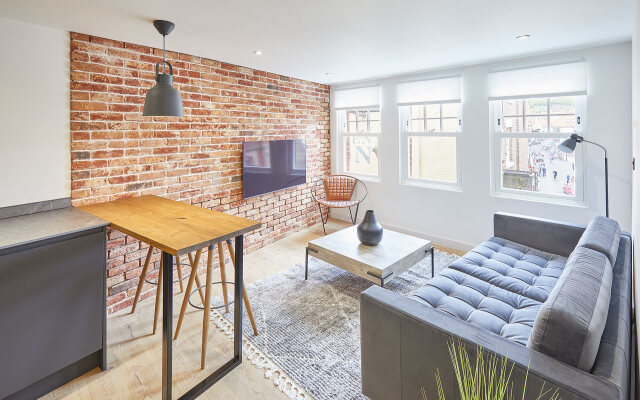 Host Stay Modern Industrial Golden Lion Apartments
