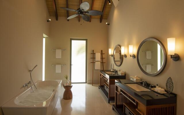 The Residence Maldives at Dhigurah Hotel