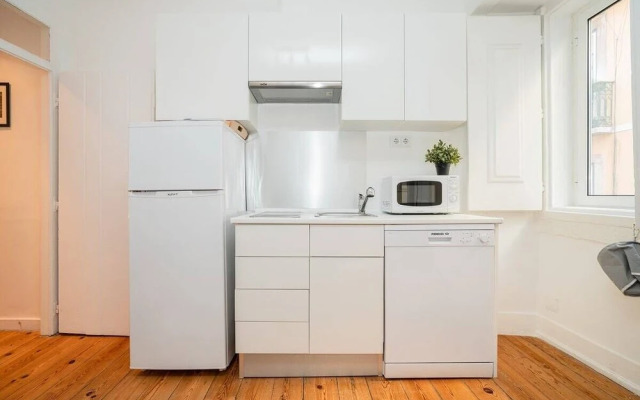 Charming 2bdr Flat in the Heart of Bairro Alto