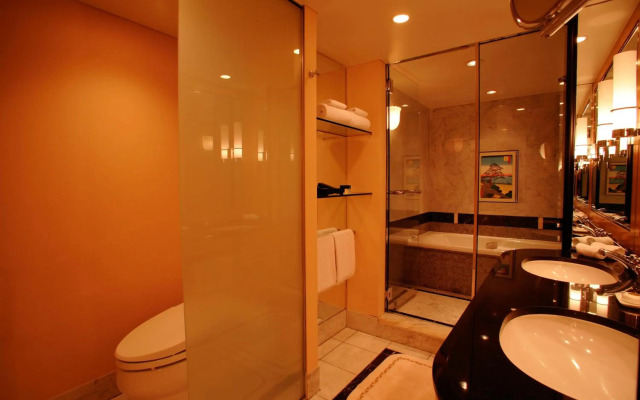 Hotel New Otani Tokyo, The Main