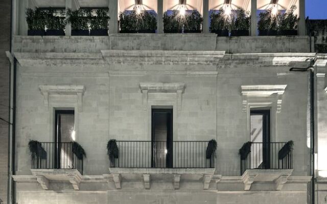 Mine & Yours Members Club