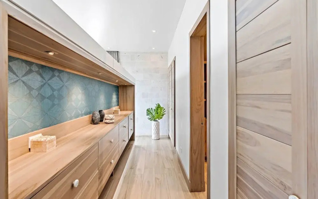 Luxury Villa: Hot Tub: Ocean Views: Fully Staffed