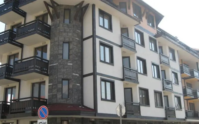 Snow Lodge Alexander Services Apartments