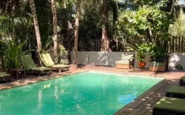 Hotel Descalzo