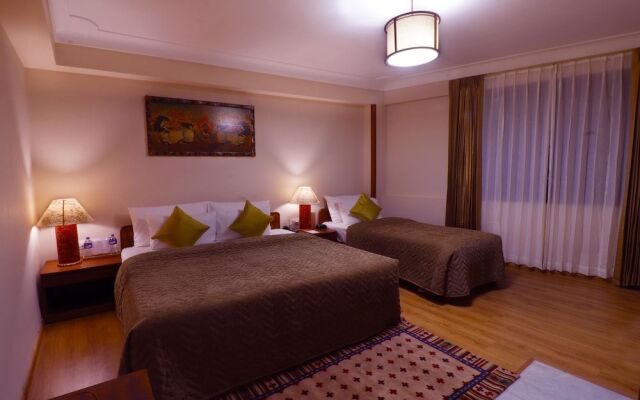 Denzong Shagrila Lords Inn- Hotel & Spa