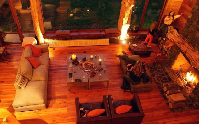 Rocanegra Mountain Lodge
