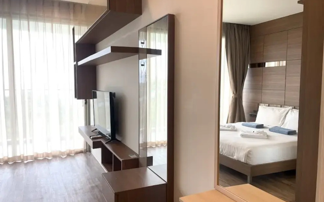 Sea view studio at Oceana by Lofty
