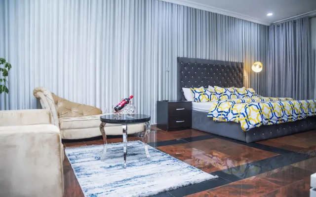 Lineech Apartments