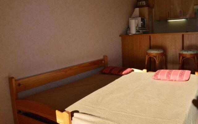 Appartement Le Lavandou, 1 pièce, 4 personnes - FR-1-251-202