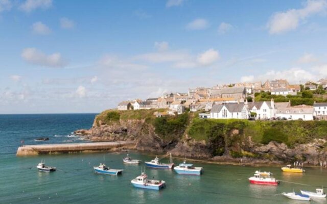Port Gaverne Hotel
