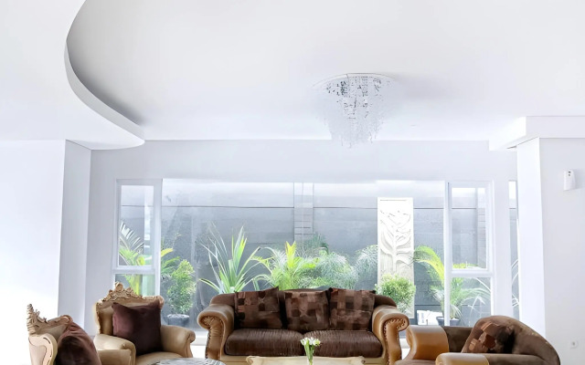Kembang Hotel
