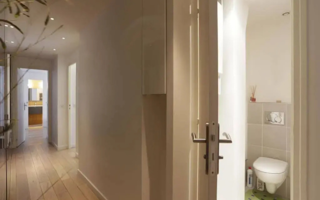 Sleek Apartments near Saint Germain