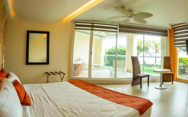 Artisan Family Hotels And Resorts Playa Esmeralda