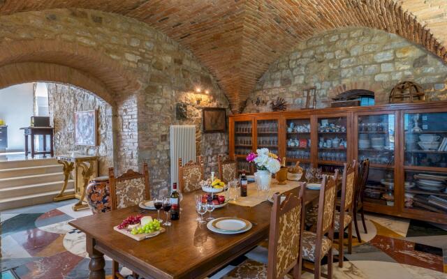 Torre Al Poggio 8 in Calenzano