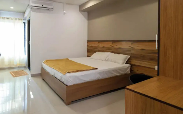 Aryaas Residency Nettoor
