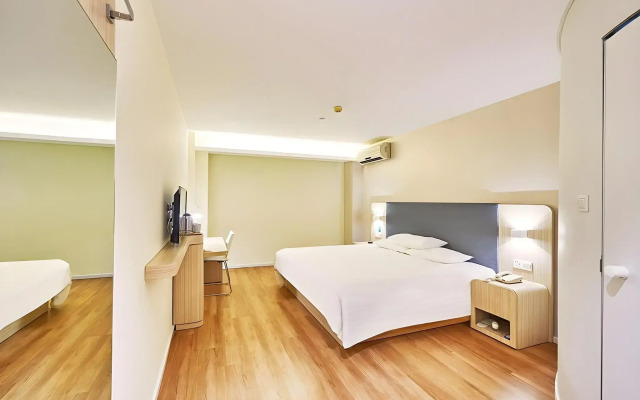 Yi Ting Hotel (Shenzhen Xixiang Bus Station)