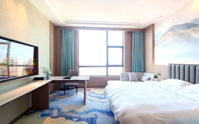 Golden Tan International Hotel