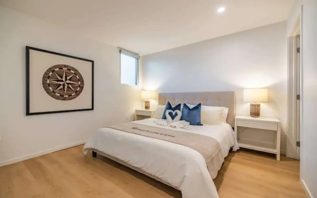 @ Marbella Lane - Luxurious 3BR Penthouse