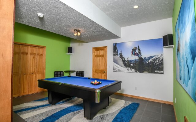 Moon Tower 4 Bedroom House