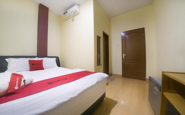 RedDoorz near TVRI Gorontalo