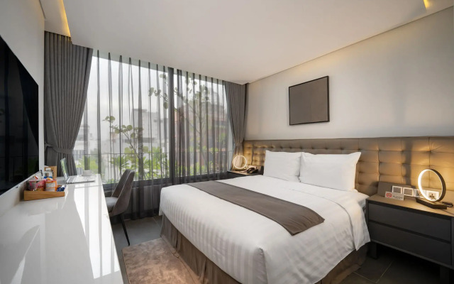 LEGEND Boutique Hotel