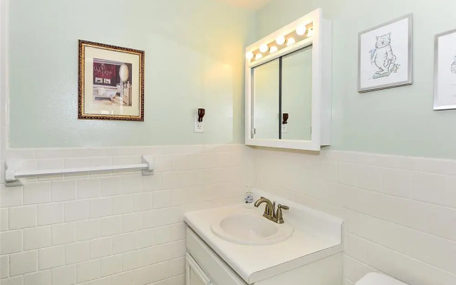 Henlopen Unit 720 by Long & Foster